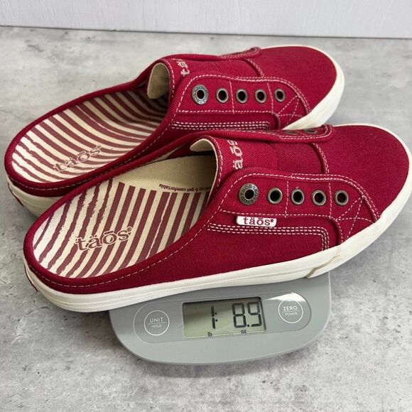 Taos EZ Soul Red Canvas Slip-On Flat Comfort Mule Sneaker Shoes Womens - Picture 9 of 9